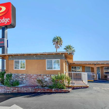 Econo Lodge On Historic Route 66 Barstow Exteriör bild