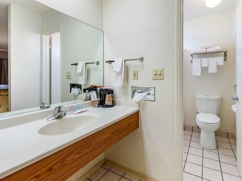 Econo Lodge On Historic Route 66 Barstow Exteriör bild