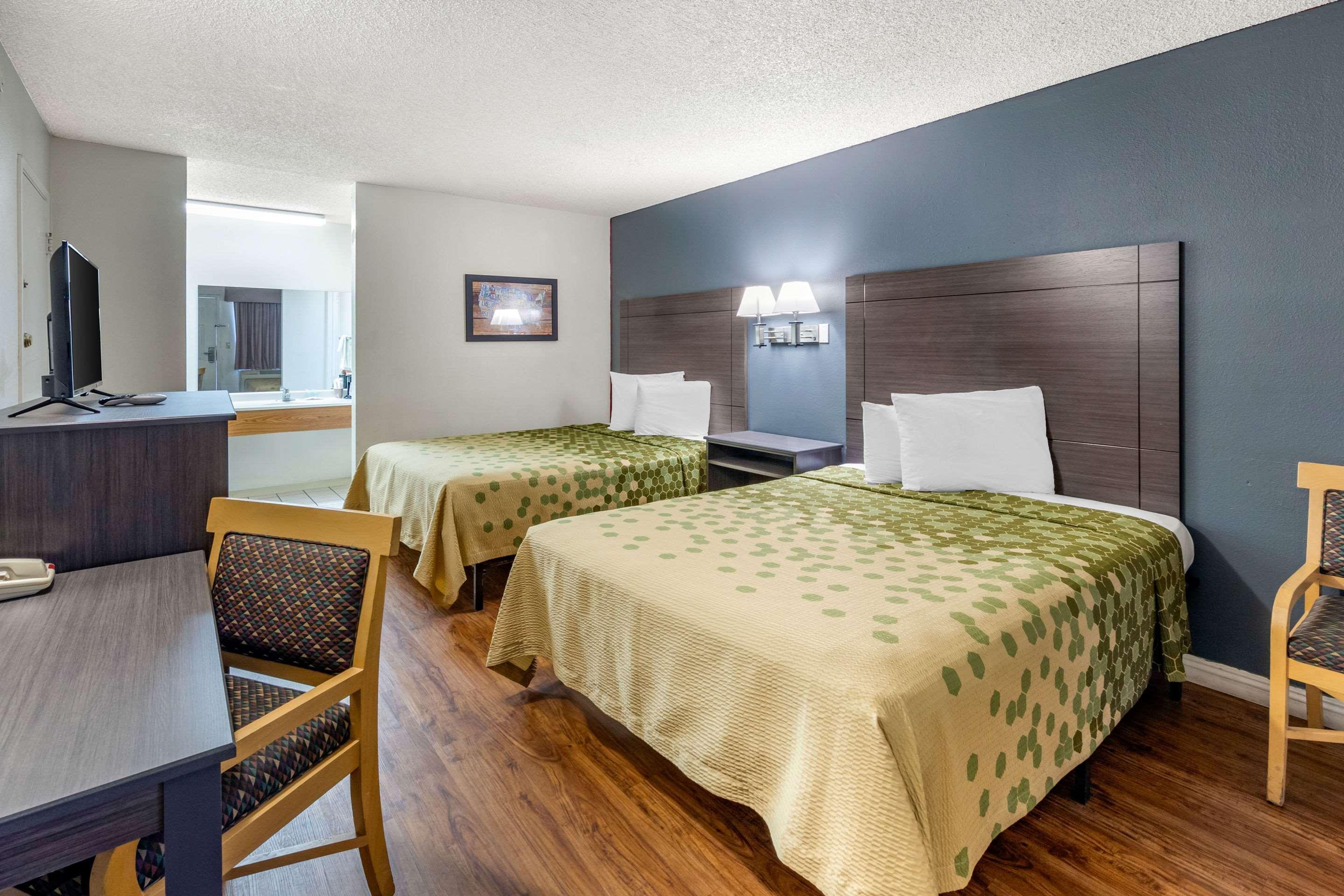 Econo Lodge On Historic Route 66 Barstow Exteriör bild