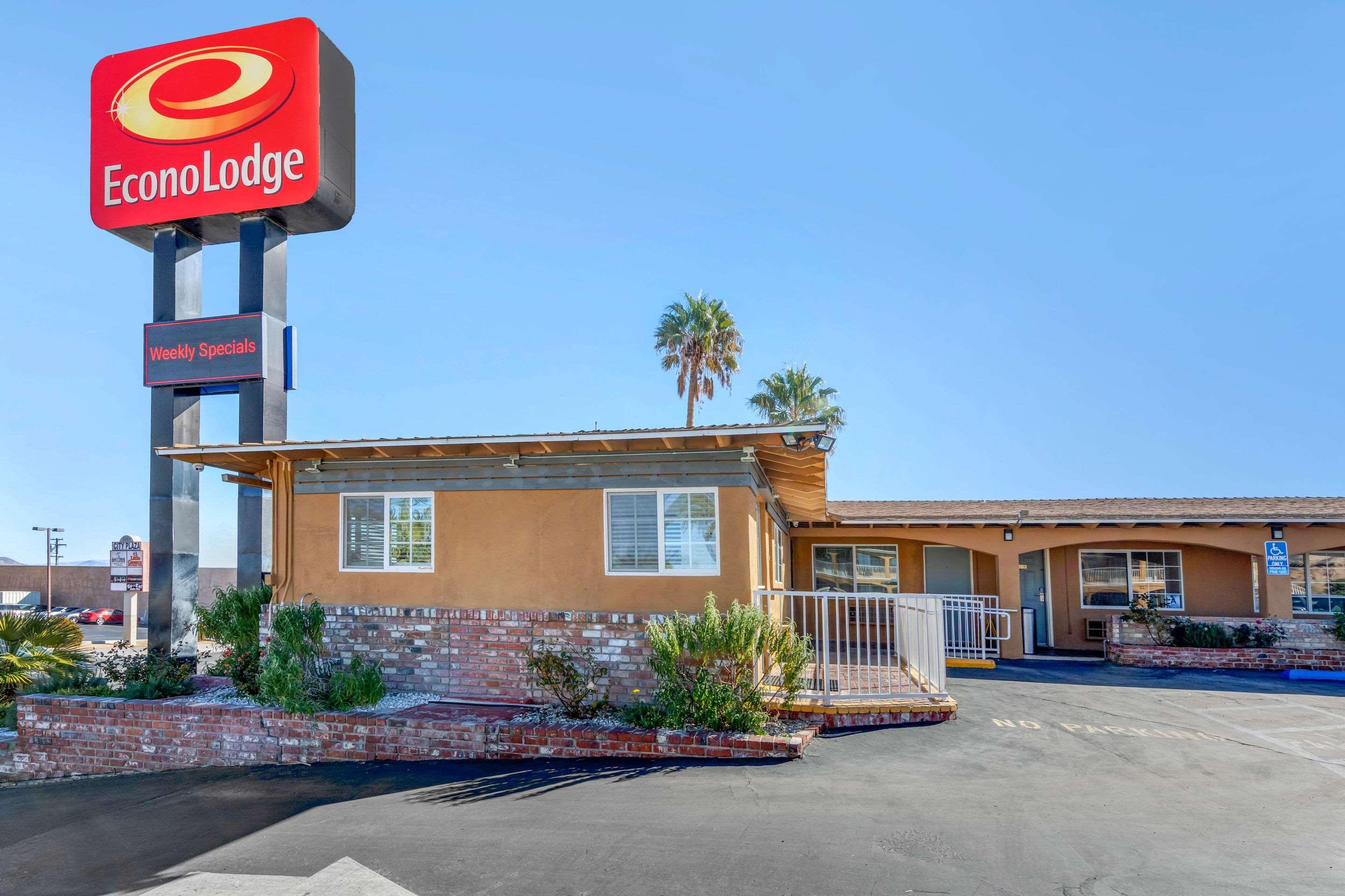 Econo Lodge On Historic Route 66 Barstow Exteriör bild