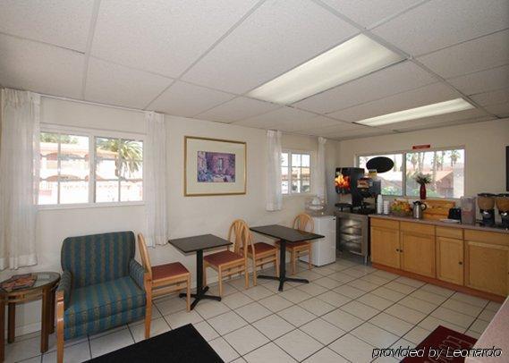 Econo Lodge On Historic Route 66 Barstow Restaurang bild
