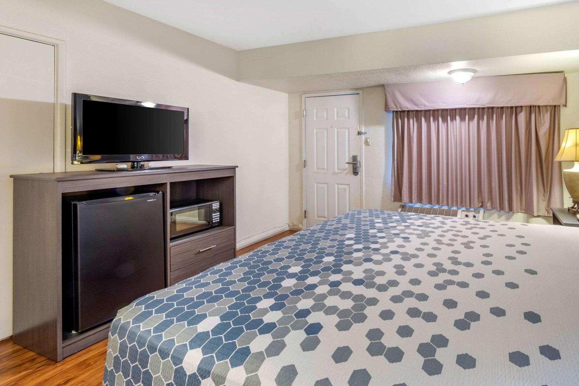 Econo Lodge On Historic Route 66 Barstow Exteriör bild