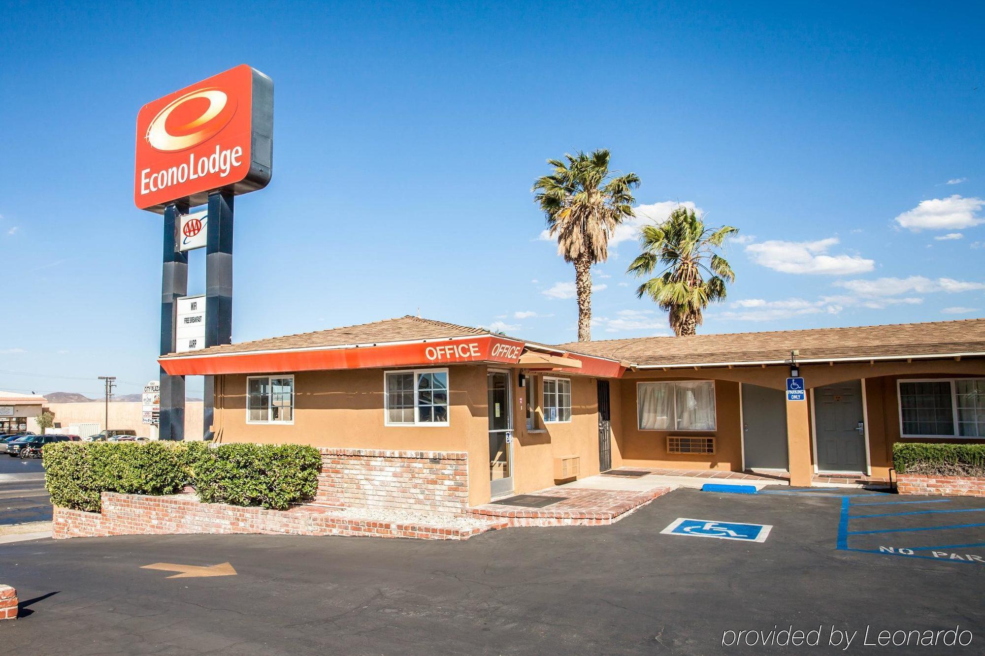 Econo Lodge On Historic Route 66 Barstow Exteriör bild